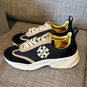 TORY BURCH GOOD LUCK  SNEAKER TRAINER BLACK/CREAM/GOLD SIZE 9.5 like new!